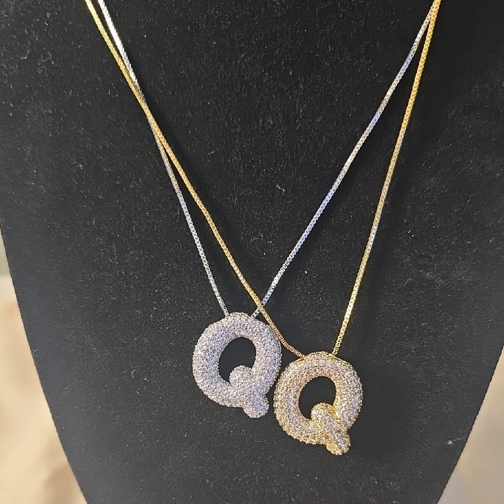 2 Pendant Necklaces Initial "Q" In Gold Tone & Silver Can Be Worn 2 Ways New